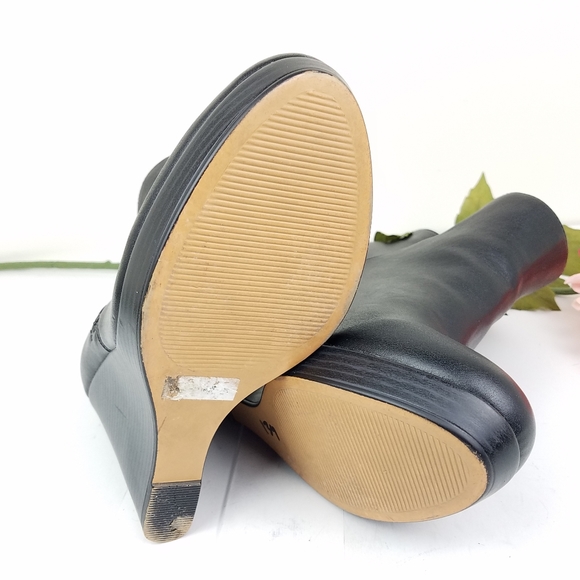 Torrid black platform wedge size zip ankle bootie - Picture 4 of 6